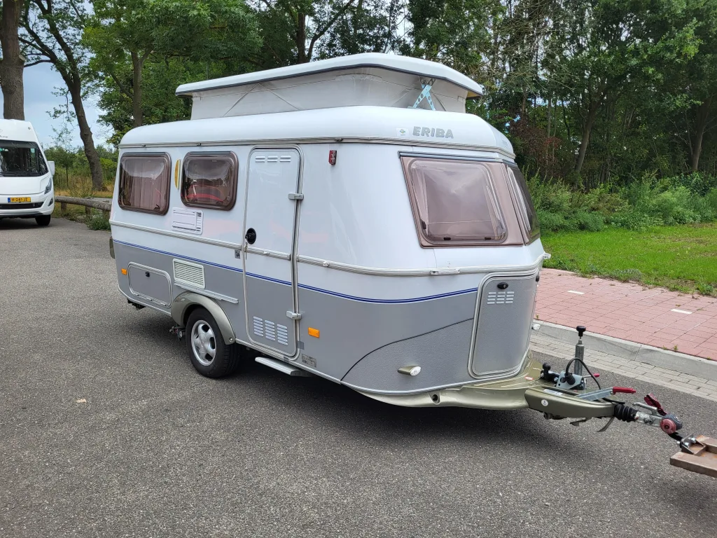 Eriba Touring (2004) — foto 1