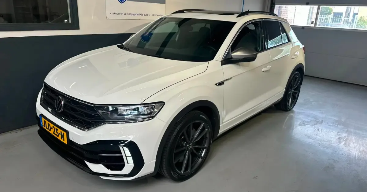 Volkswagen T-Roc (2020) — foto 1
