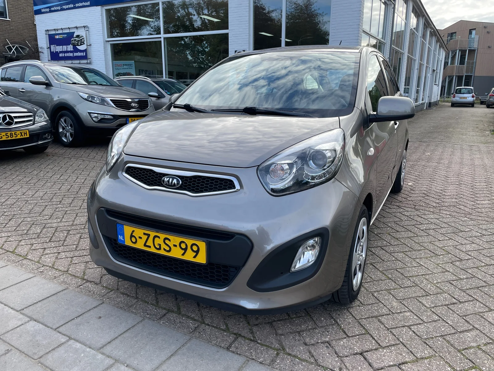 Kia Picanto (2015) — foto 1