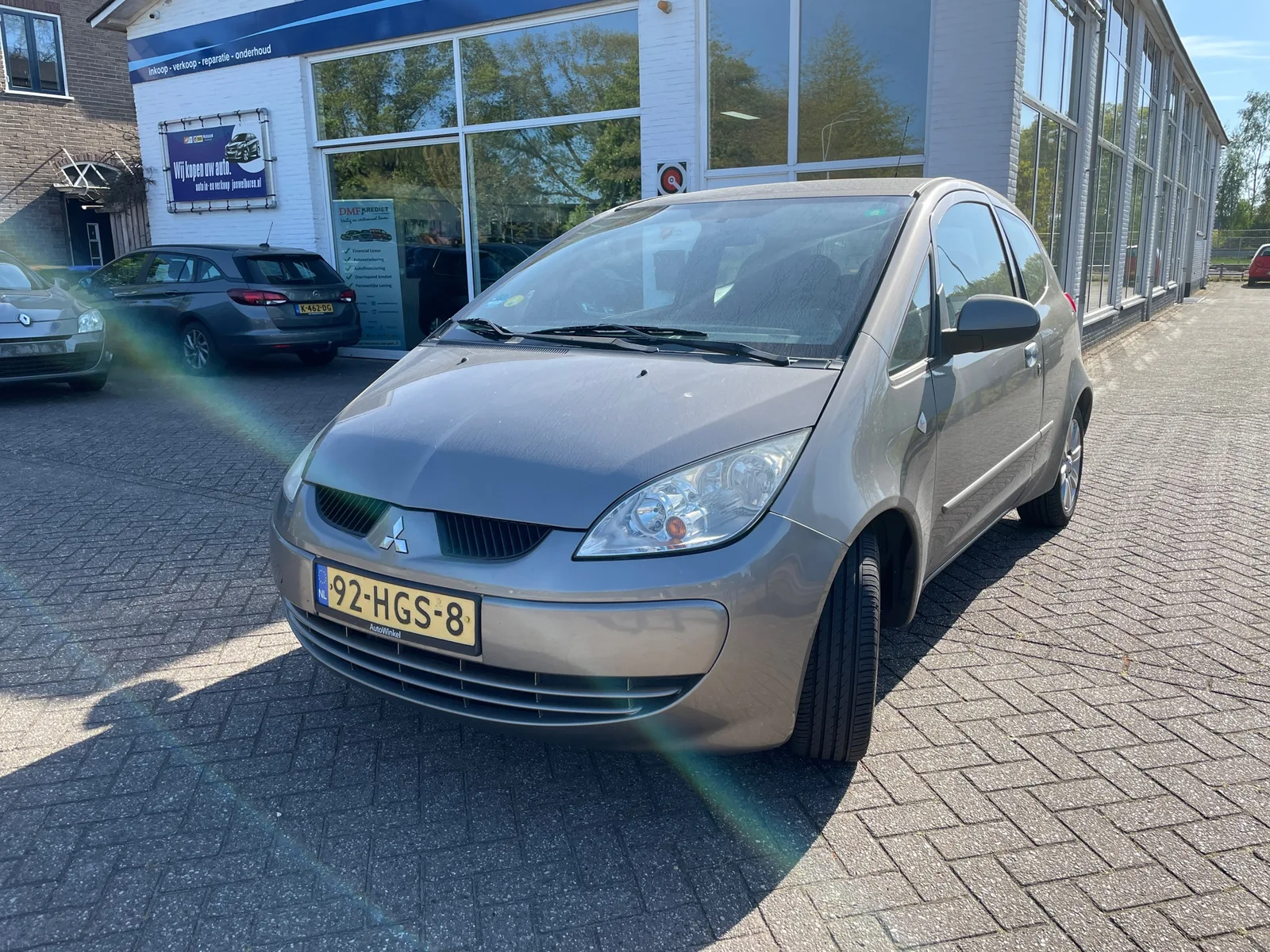Mitsubishi Colt (2008) — foto 1