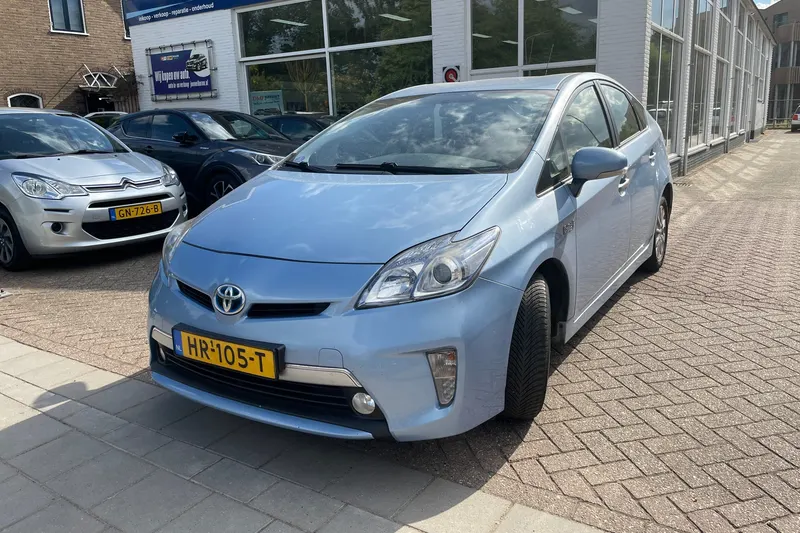 Toyota Prius (2015)