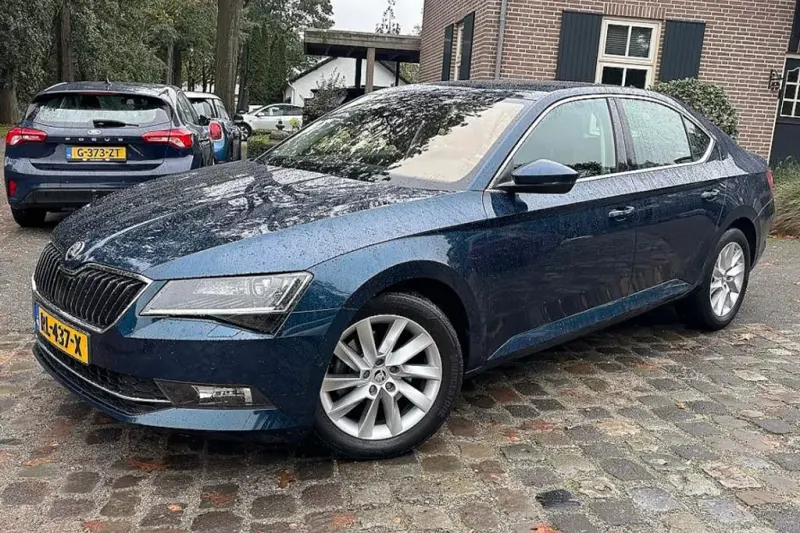 Škoda Superb (2018)