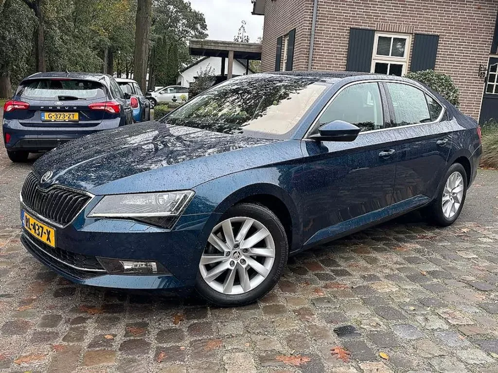 Škoda Superb (2018) — foto 1