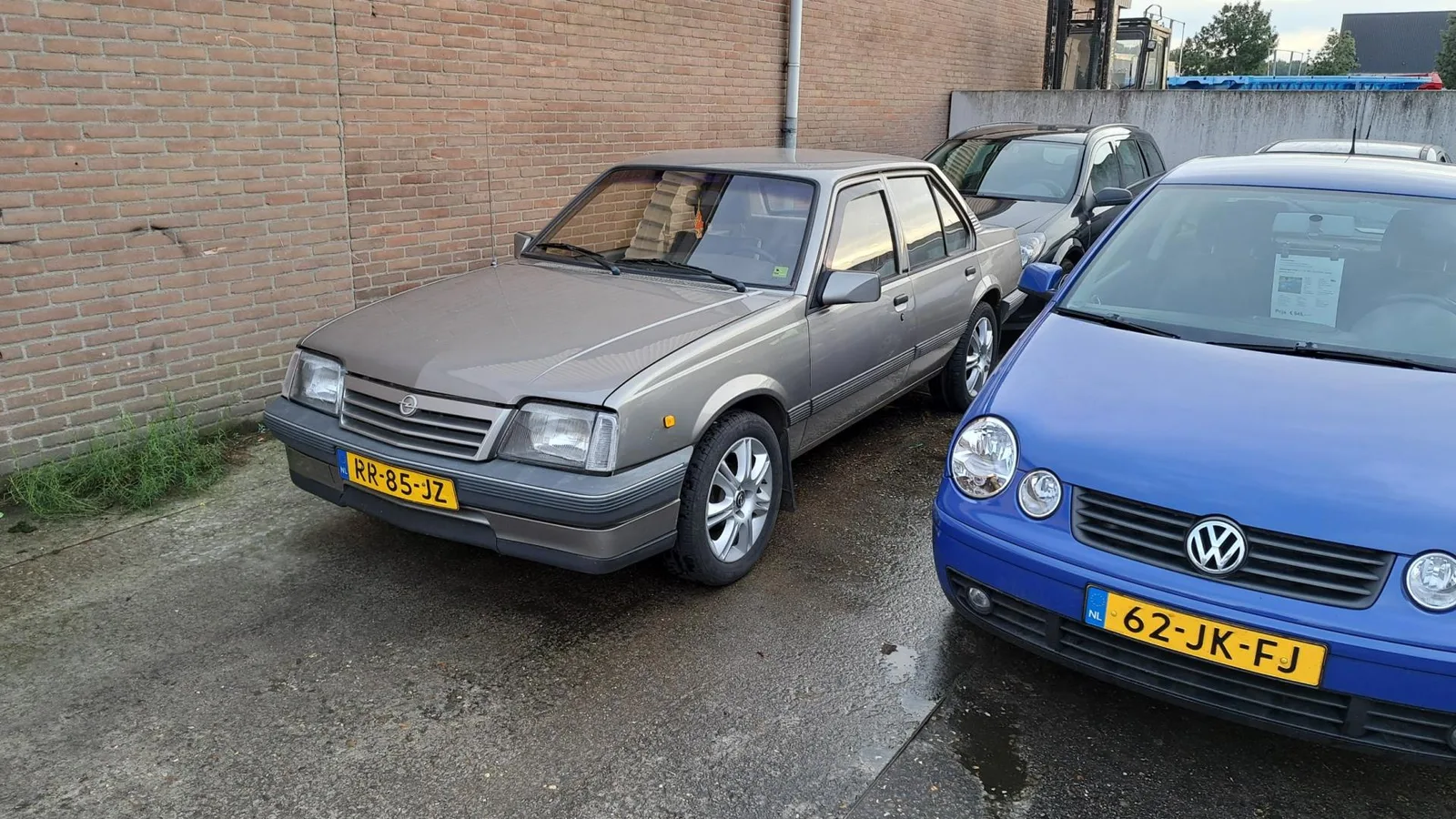 Opel Ascona (1987) — foto 1