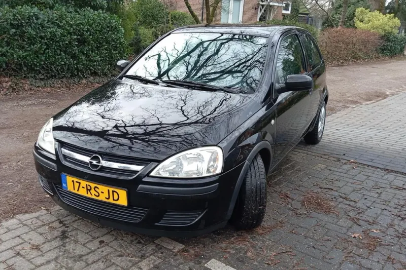 Opel Corsa (2005)