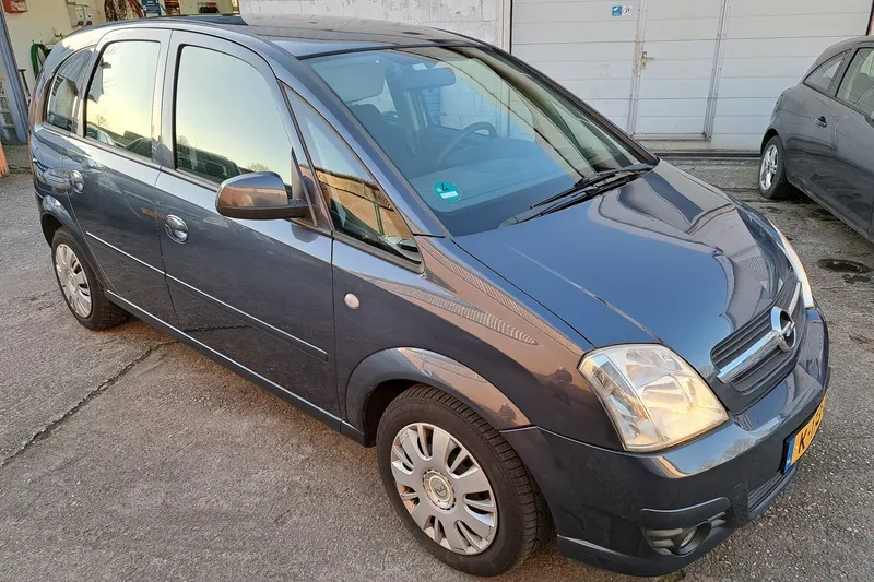 Opel Meriva (2008)
