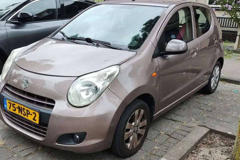 Suzuki Alto (2010)