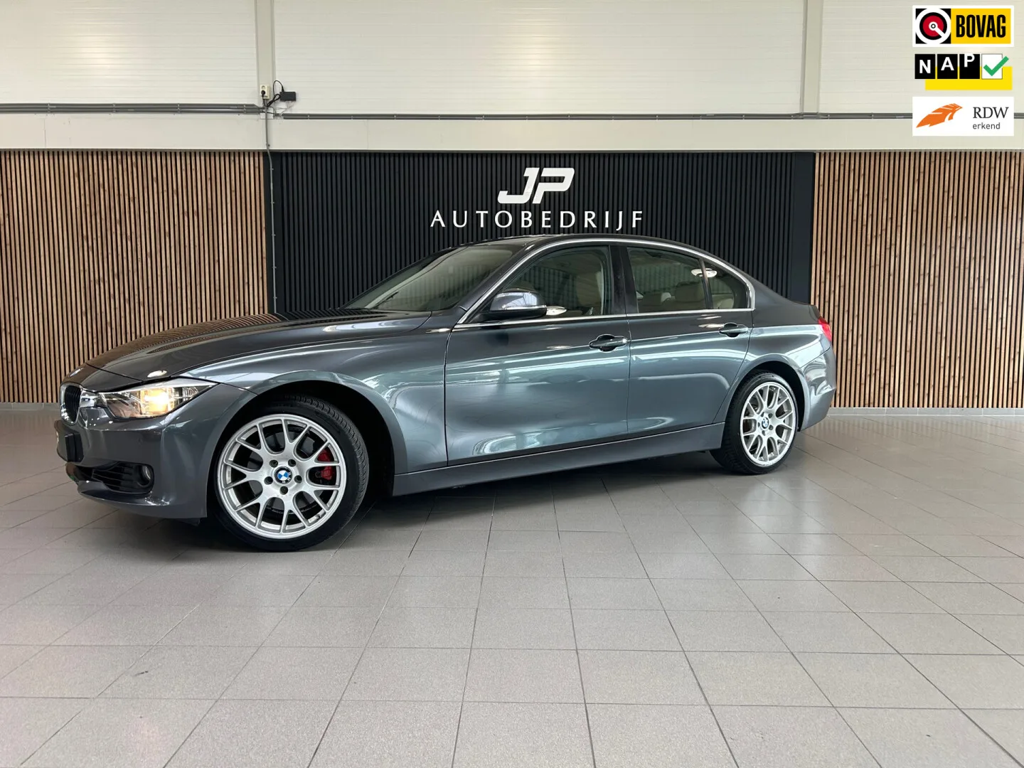 BMW 3-Serie (2012) — foto 1