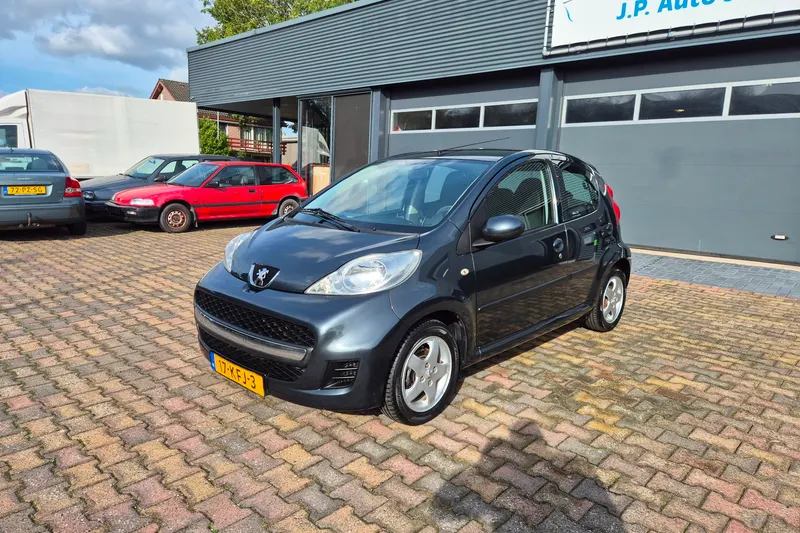 Peugeot 107 (2009)
