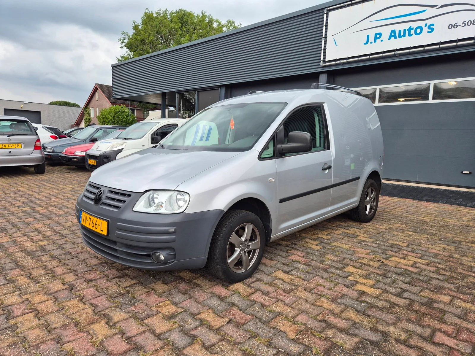 Volkswagen Caddy (2007) — foto 1