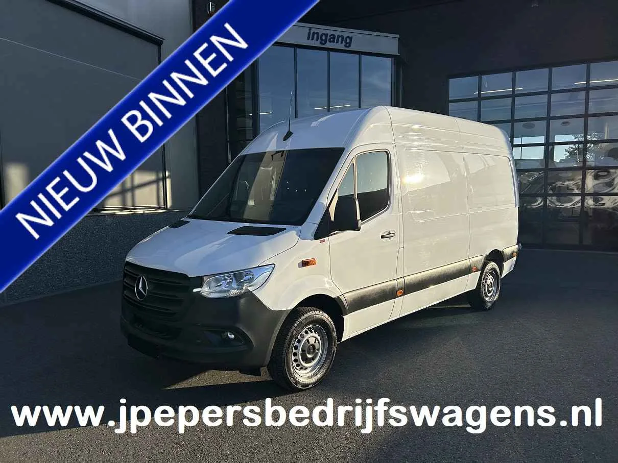 Mercedes-Benz Sprinter (2024) — foto 1