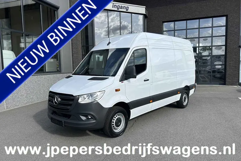 Mercedes-Benz Sprinter (2024)