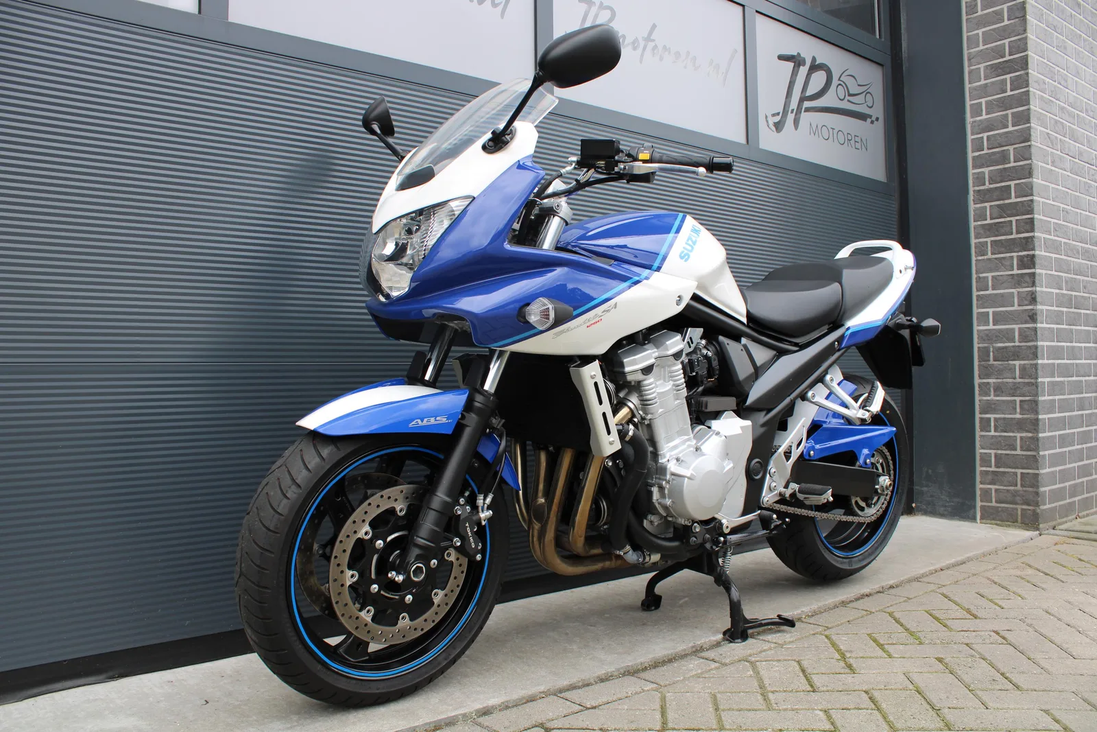 Suzuki GSF1250 SA (2010) — foto 1
