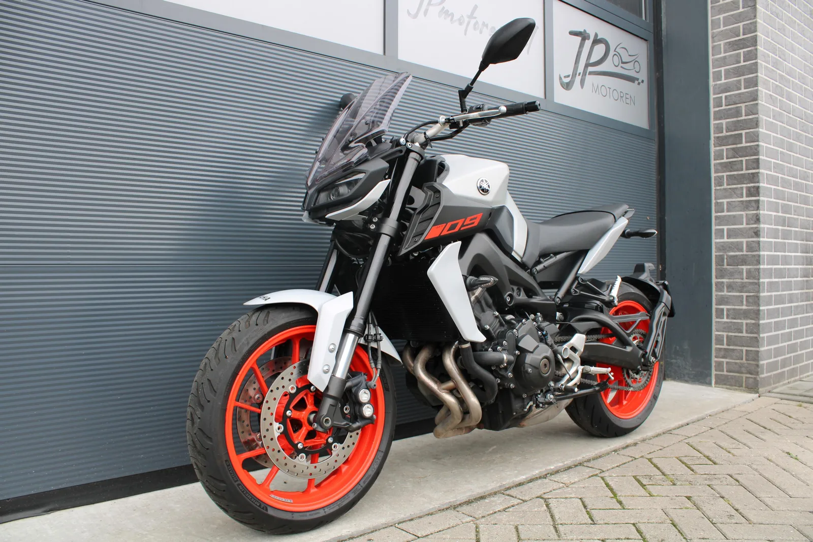 Yamaha MT-09 (2019) — foto 1