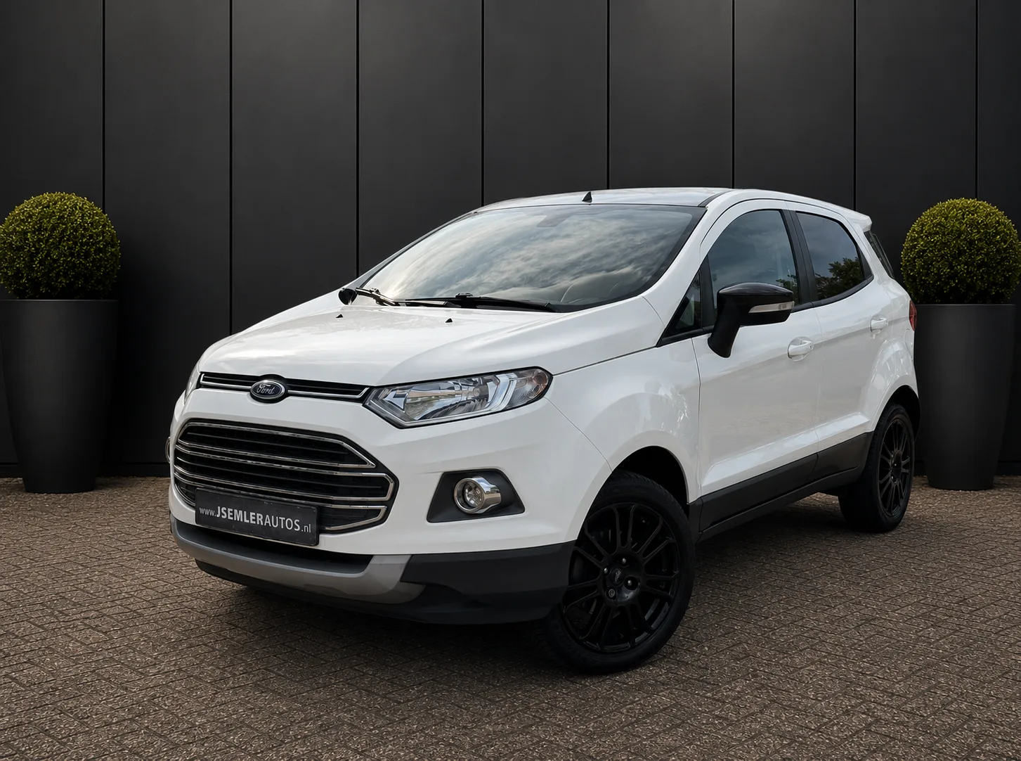 Ford EcoSport (2017) — foto 1