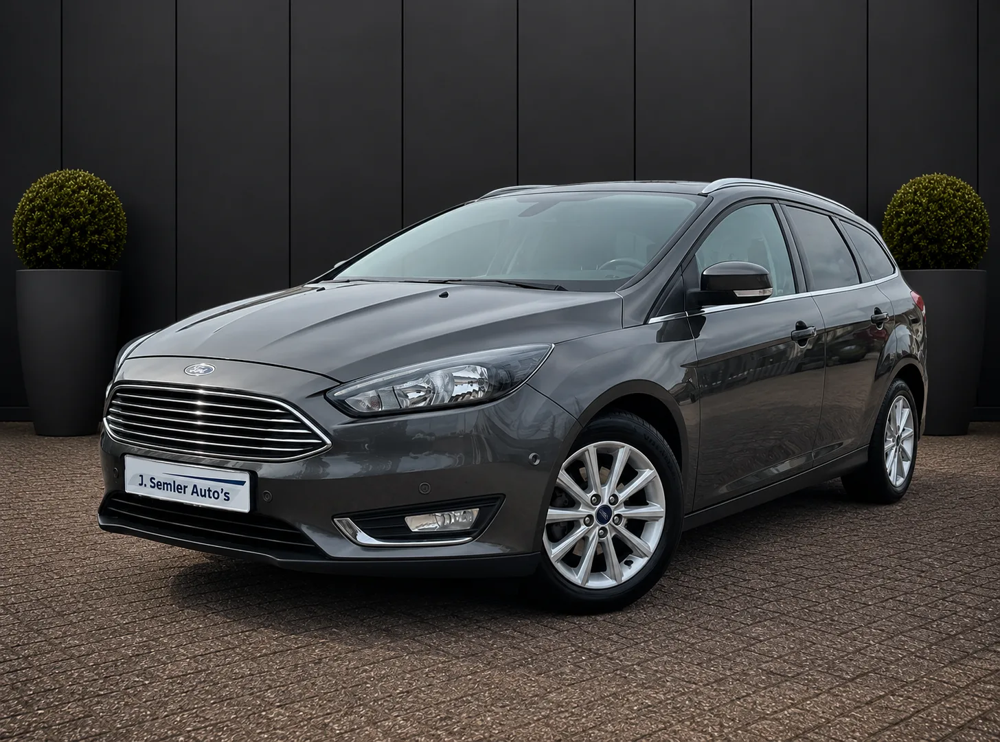 Ford Focus (2018) — foto 1