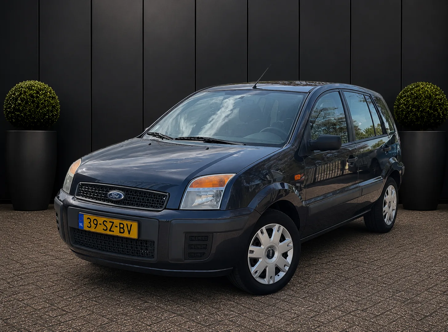Ford Fusion (2006) — foto 1