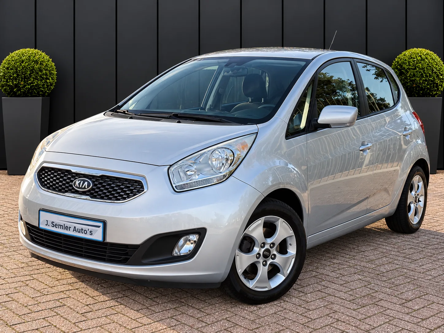 Kia Venga (2010) — foto 1