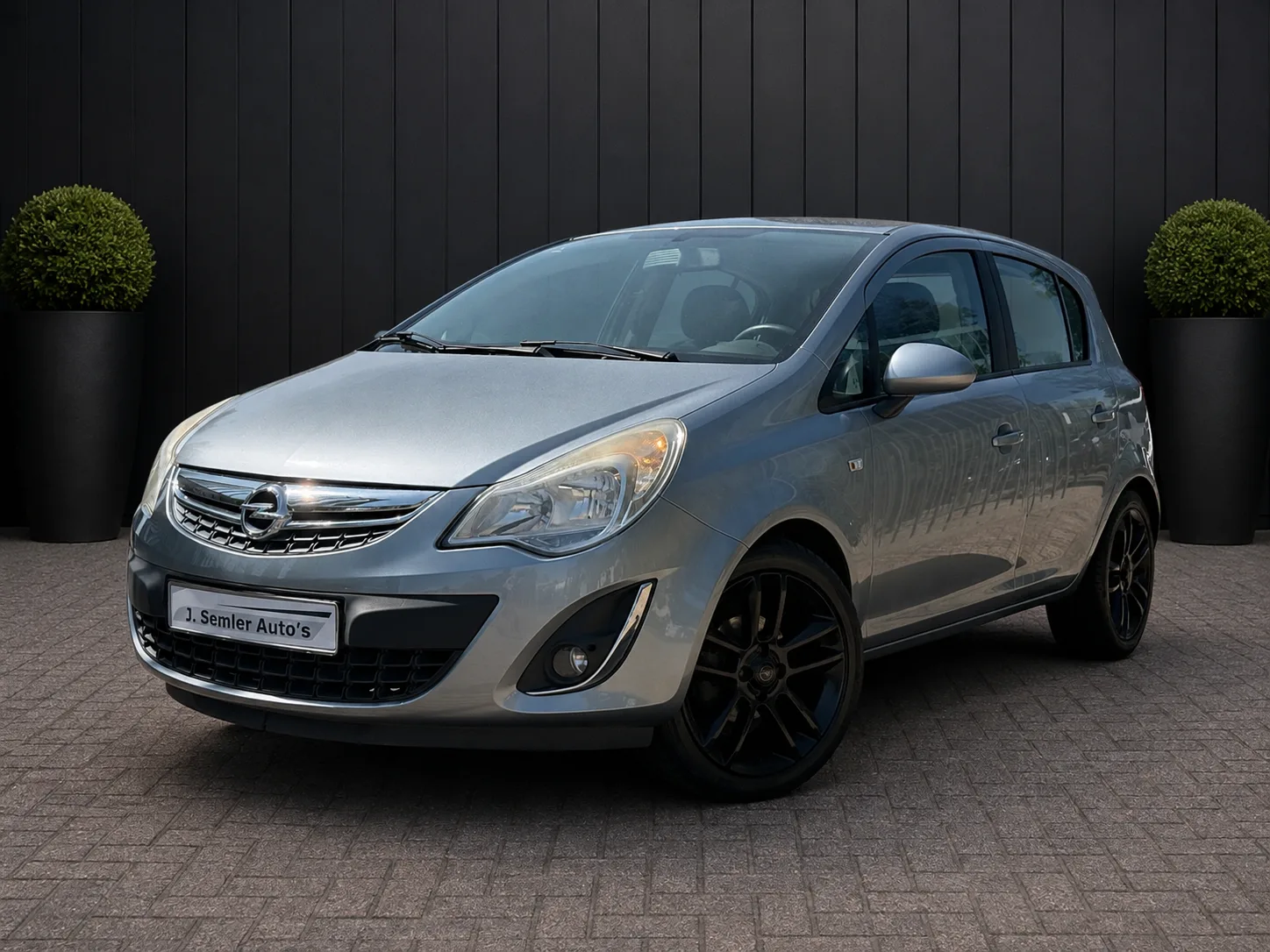 Opel Corsa (2012) — foto 1