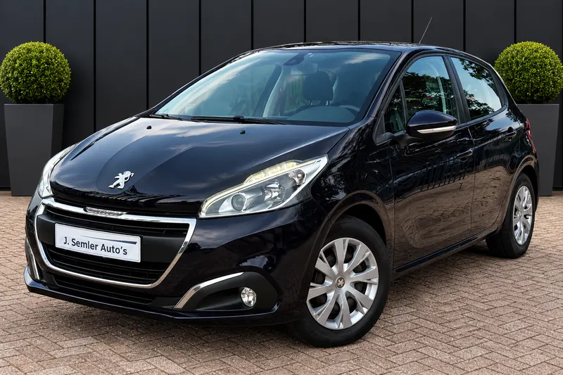 Peugeot 208 (2016)