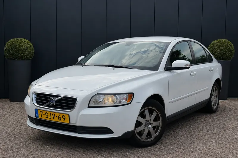 Volvo S40 (2009)
