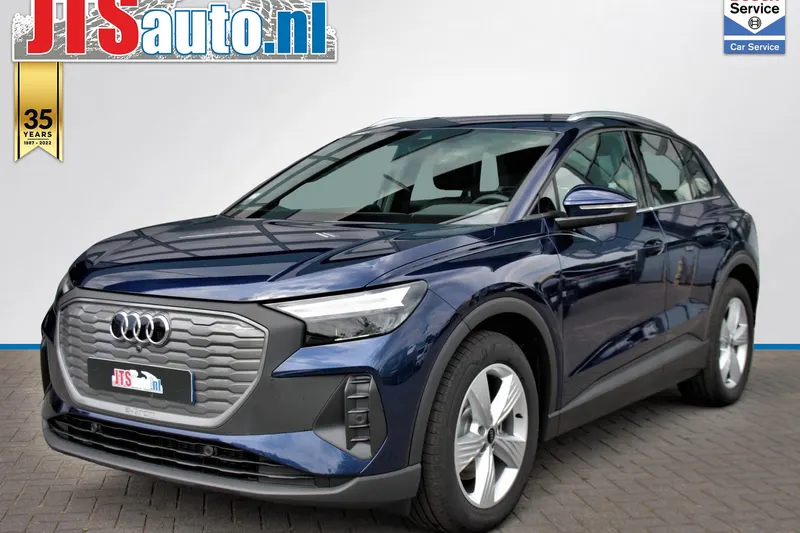 Audi Q4 e-tron (2024)