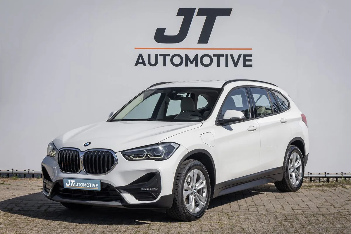 BMW X1 (2021) — foto 1