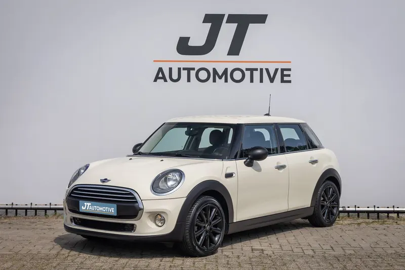 MINI One (2016)