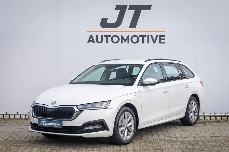 Škoda Octavia (2023)