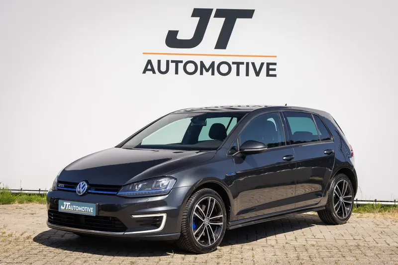 Volkswagen Golf (2016)