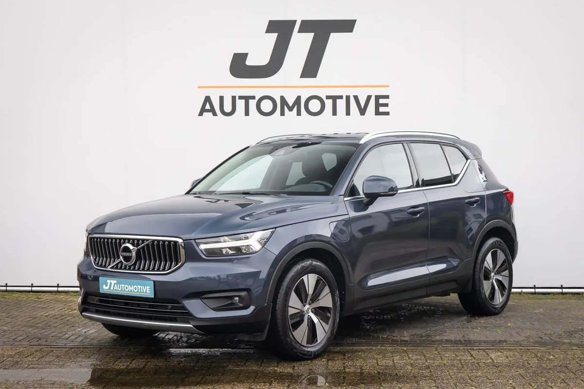 Volvo XC40 (2021) — foto 1