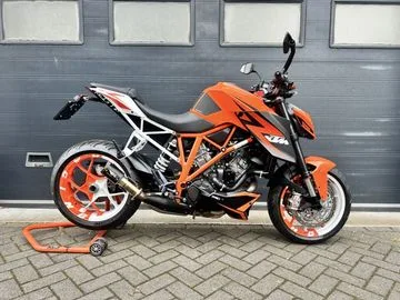 KTM 1290 SuperDuke R (2014) — foto 1