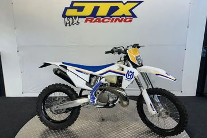 Husqvarna TE 300 (2023)