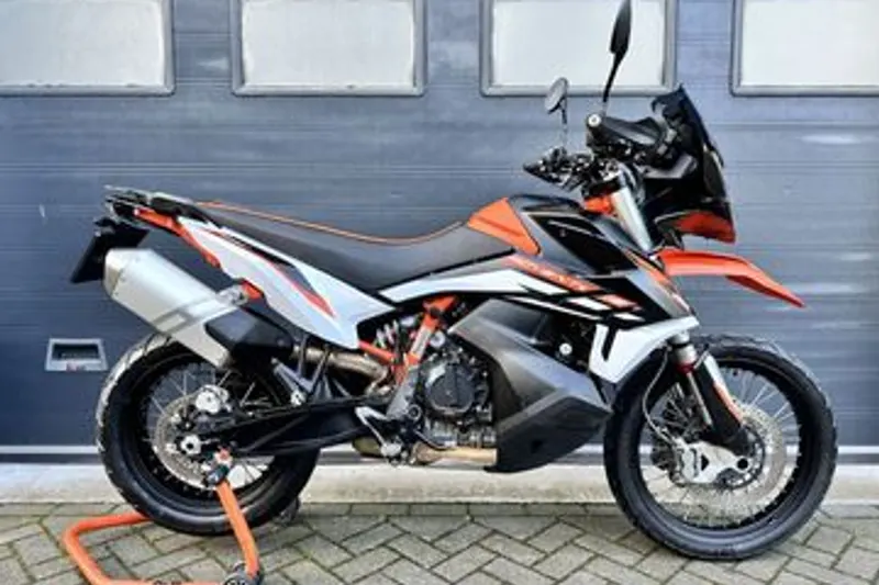 KTM 890 Adventure (2021)