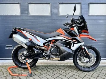 KTM 890 Adventure (2021) — foto 1