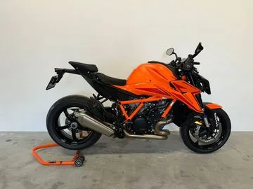 KTM 1390 Super Duke R EVO (2025) — foto 1