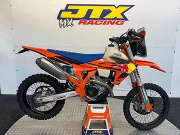 KTM 450 EXC-F SIX Days (2024) — foto 1