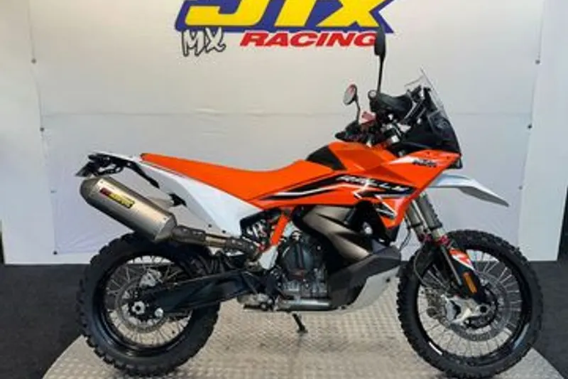 KTM 890 Adventure (2024)