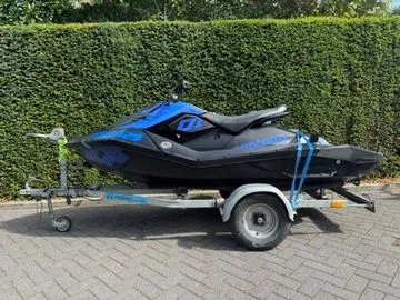 KTM Sea-doo Spark Trixx (2022) — foto 1