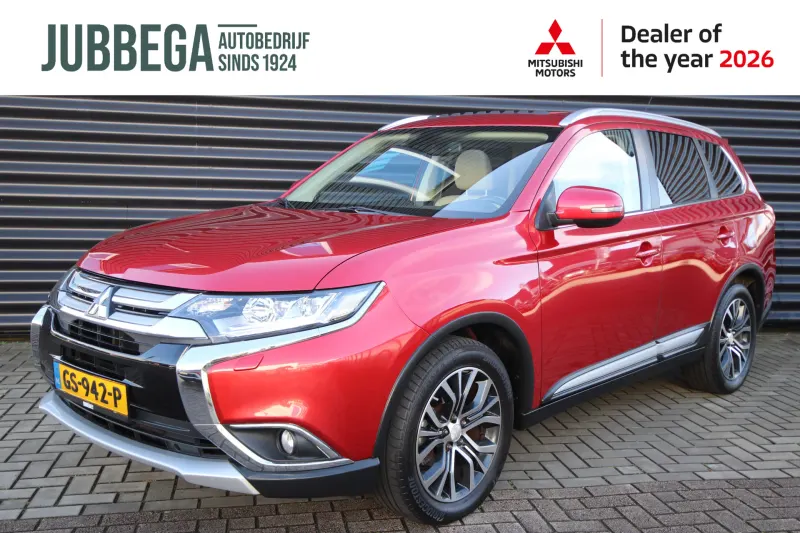 Mitsubishi Outlander (2015)