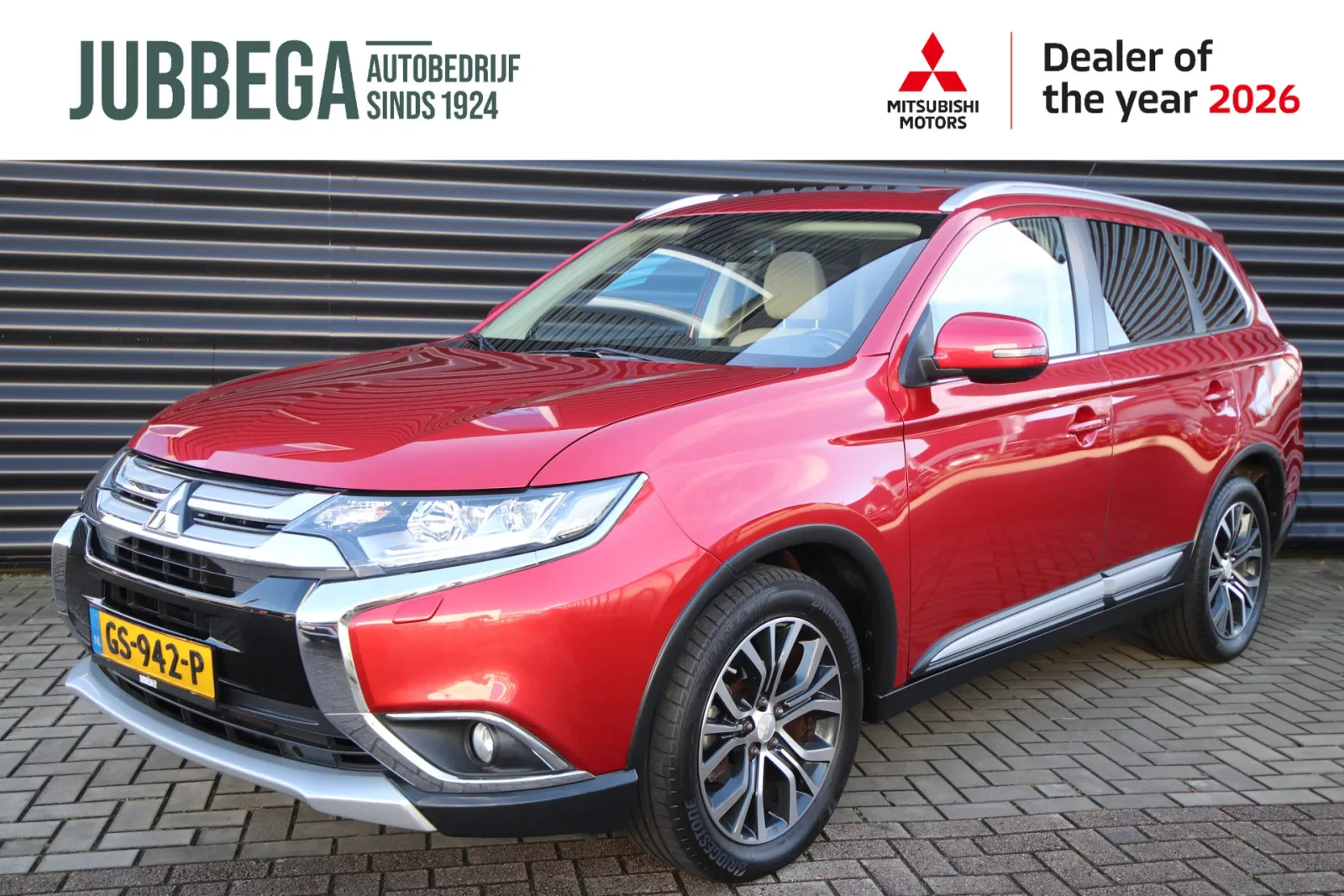 Mitsubishi Outlander (2015) — foto 1
