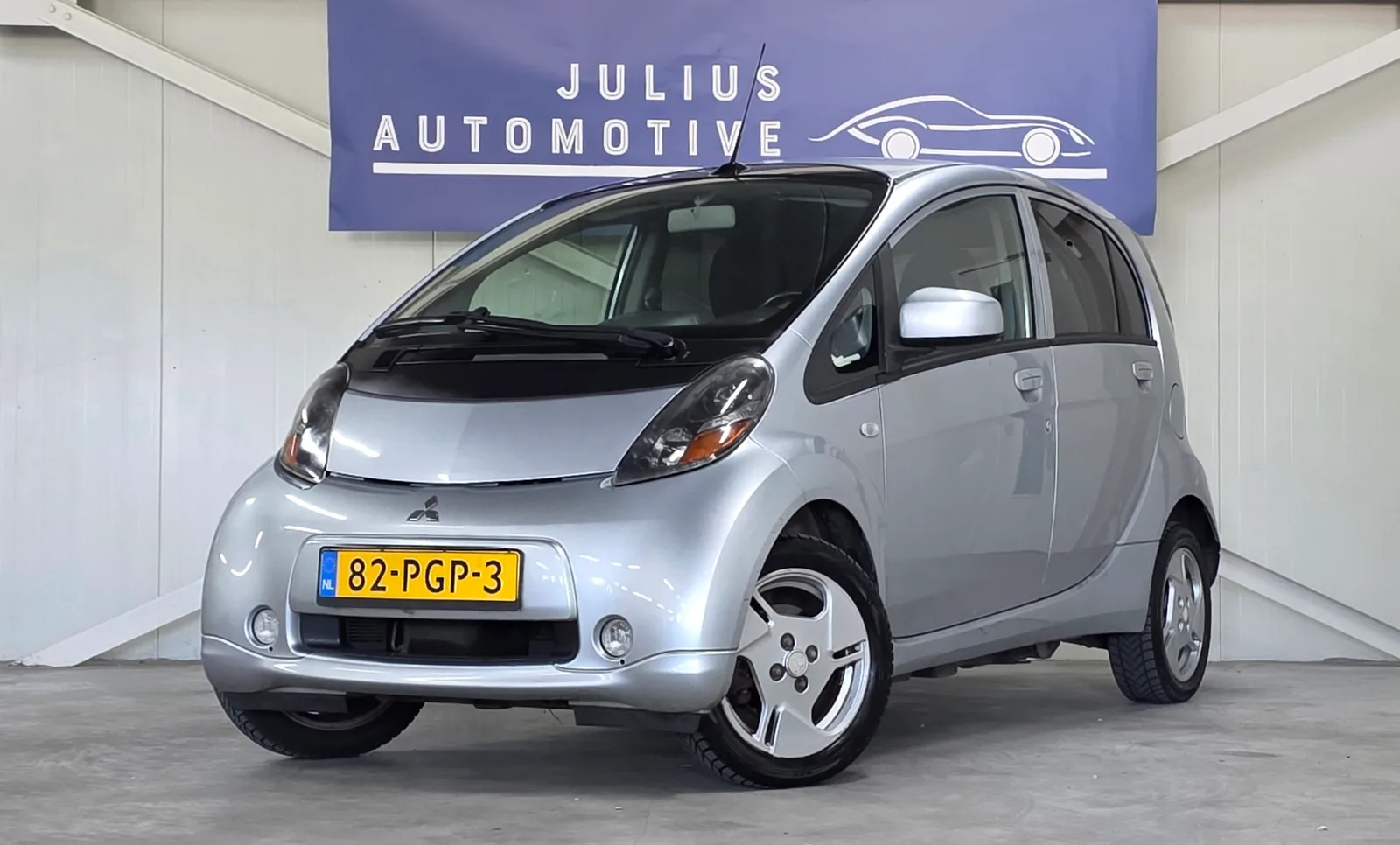 Mitsubishi I-MiEV (2011) — foto 1