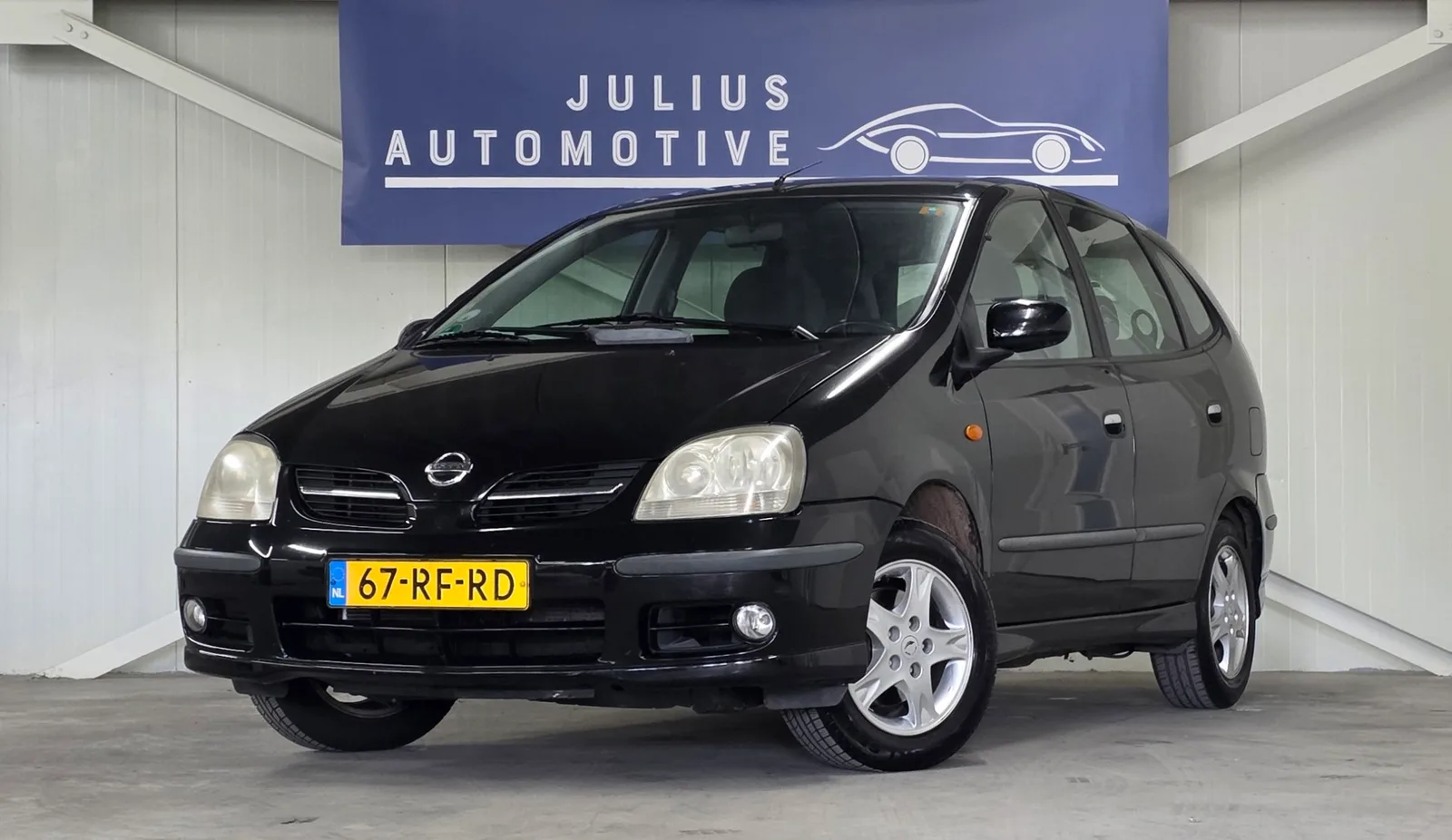 Nissan Almera (2005) — foto 1