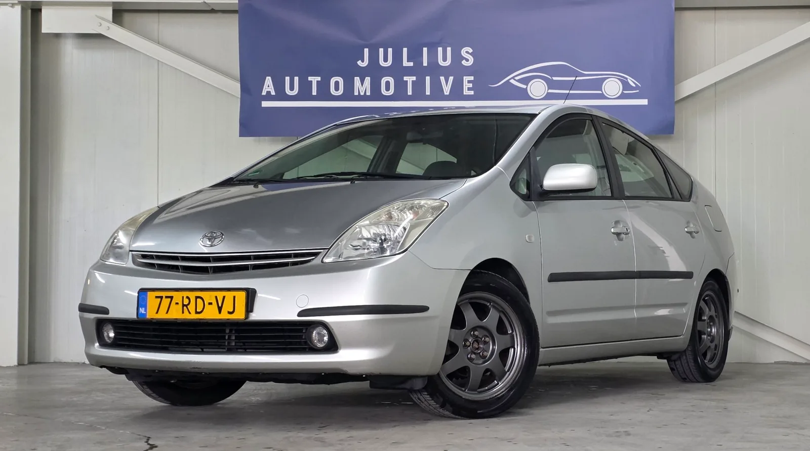 Toyota Prius (2005) — foto 1