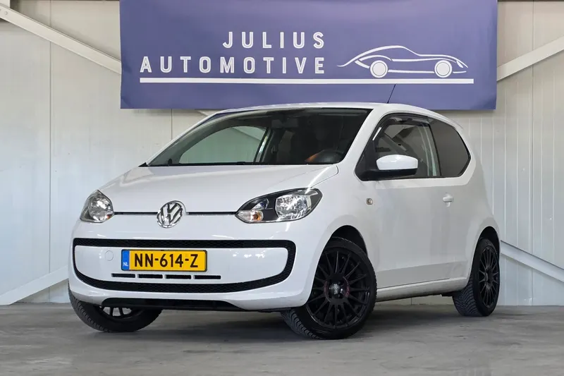 Volkswagen Up! (2013)