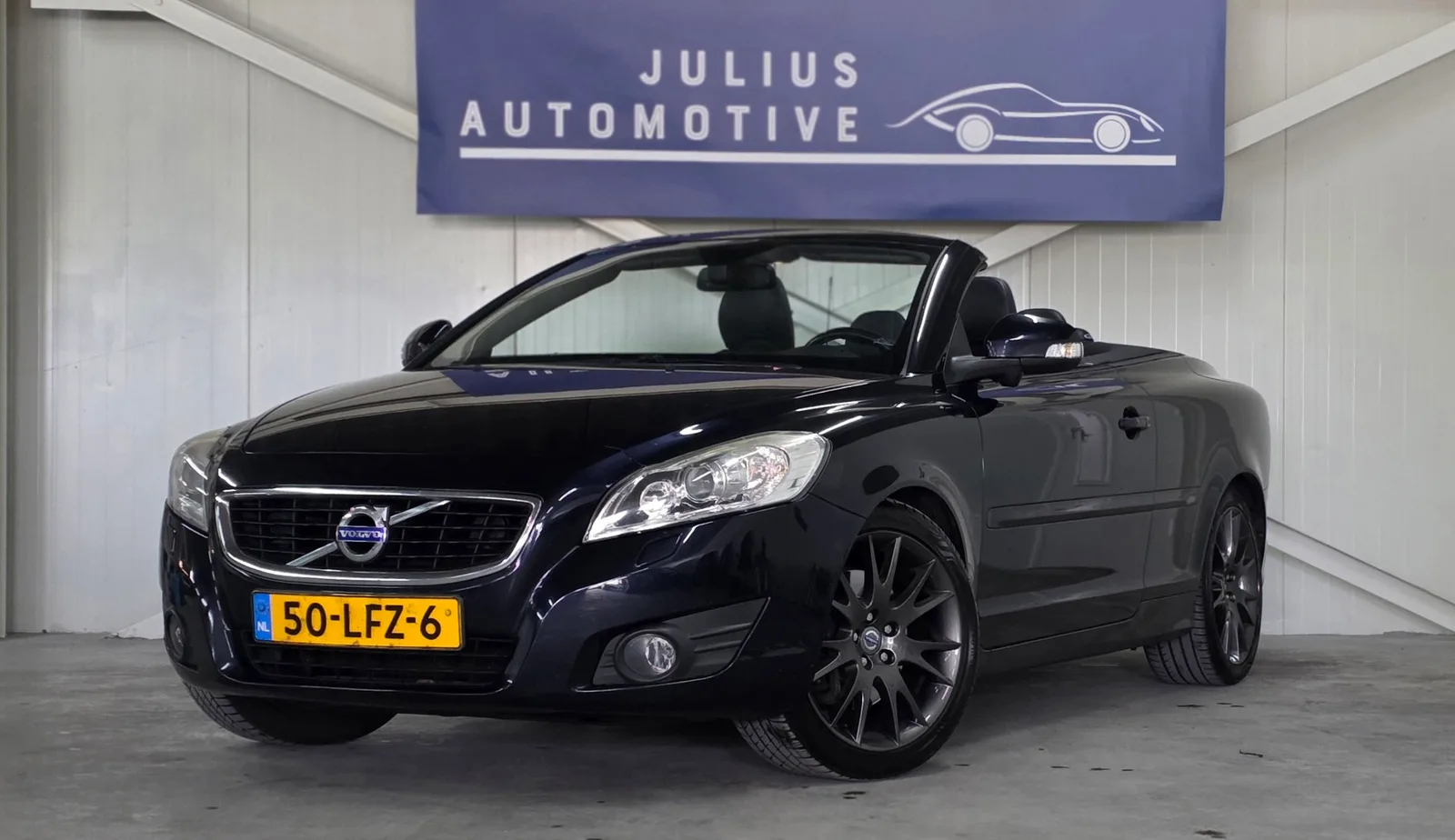 Volvo C70 (2010) — foto 1