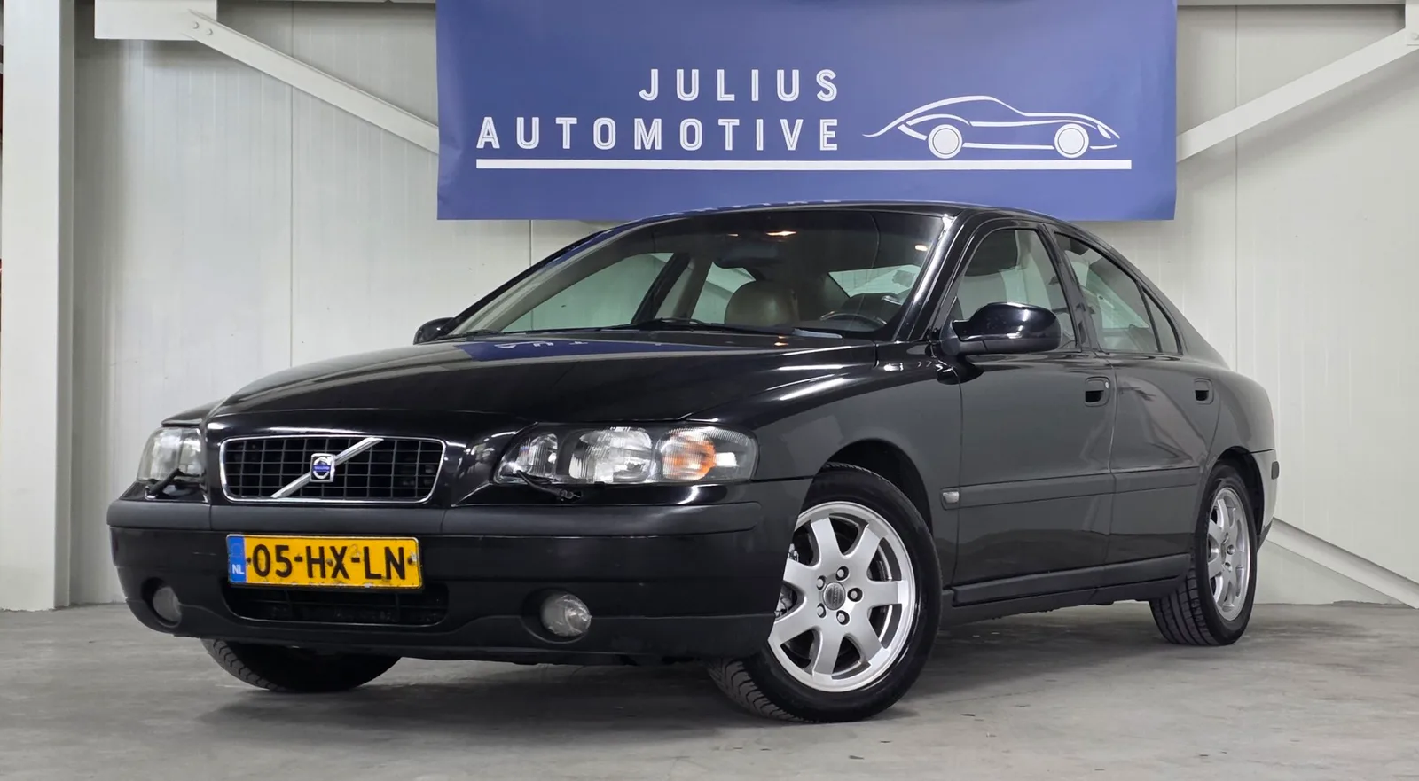 Volvo S60 (2002) — foto 1