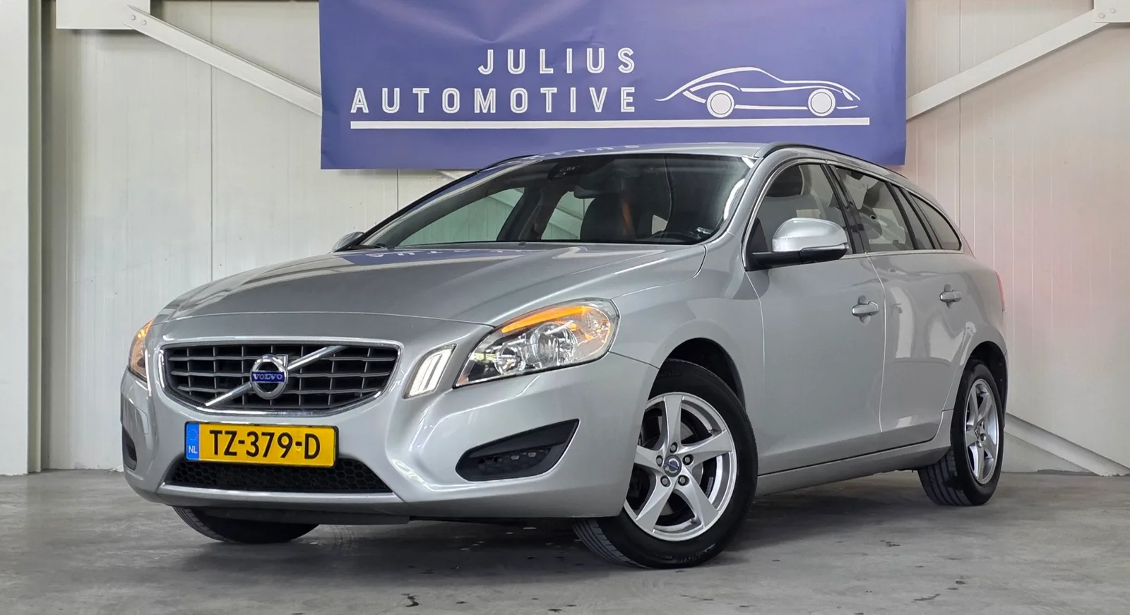 Volvo V60 (2013) — foto 1