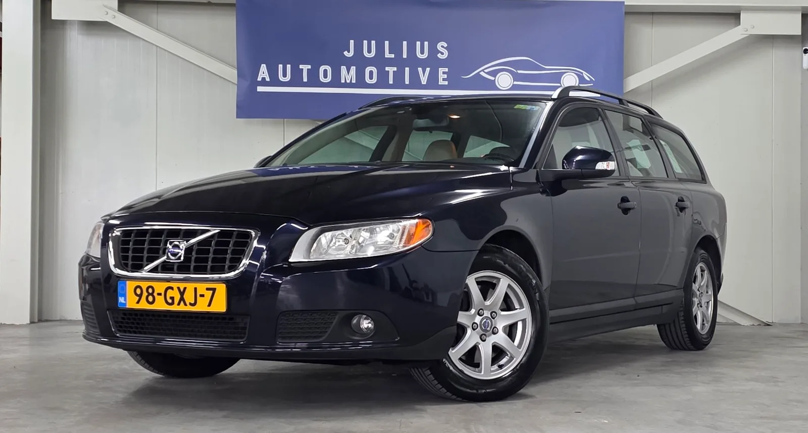 Volvo V70 (2008) — foto 1