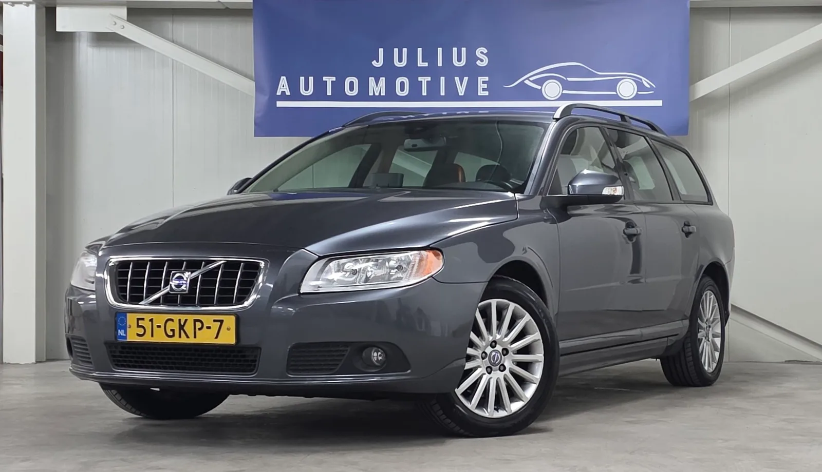 Volvo V70 (2008) — foto 1